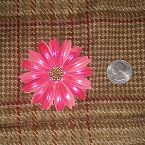 🌺PINK FLOWER Brooch